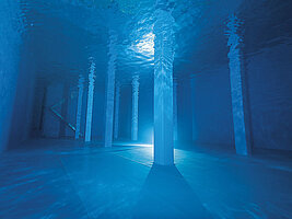 Hochbehälter Buchen Unterwasseraufnahme eines Speicherbeckens.