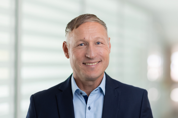 Portraitfoto von Herrn Markus Metzger.