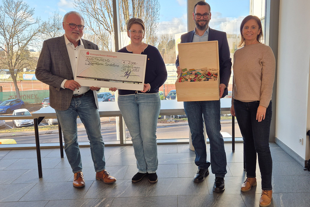 Spendenübergabe an die Jugendfarm Sindolino